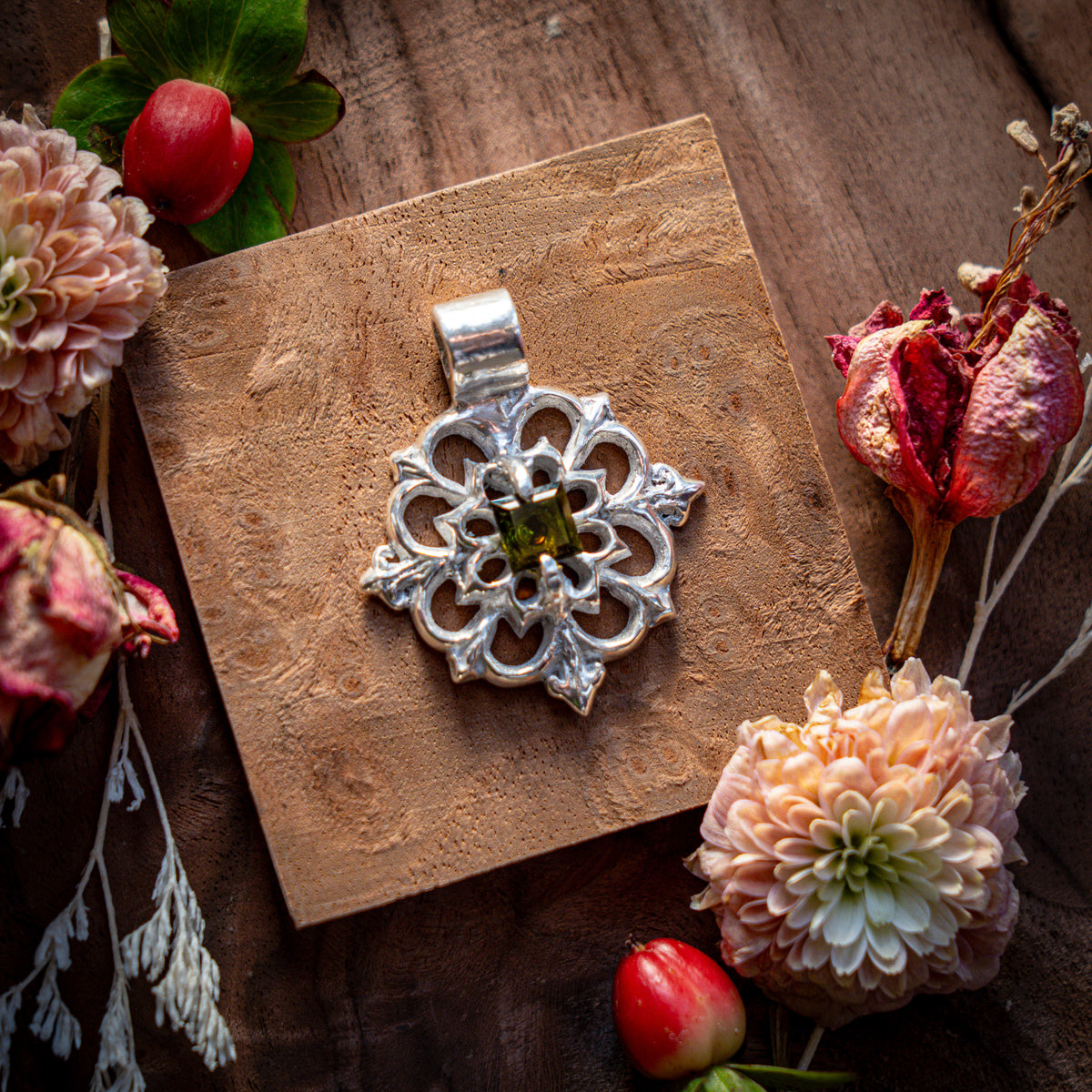 Rosace Tourmaline | Fine Silver Pendant